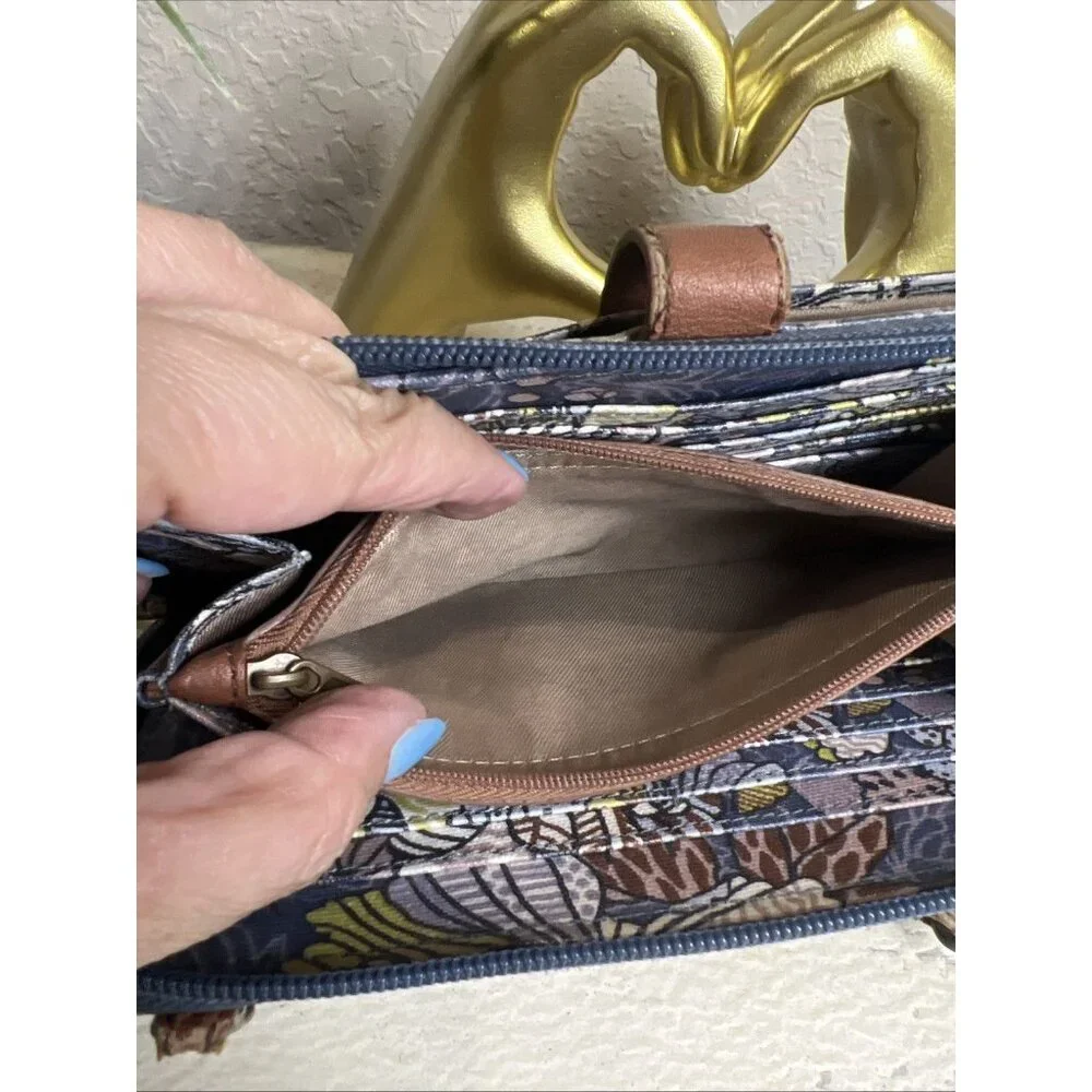 Sakroots Large Smartphone Wristlet Shadow Flower Power Wallet
